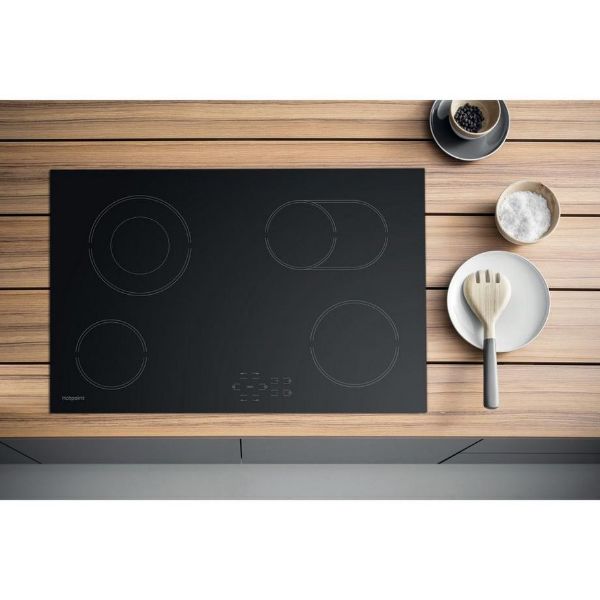 Hotpoint HR724BH 77cm Ceramic Hob - Black_topview