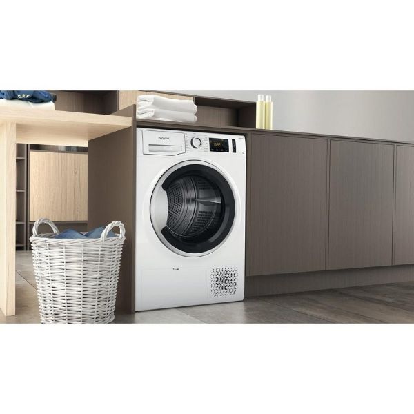 Hotpoint NTSM1182SKUK 8kg Heat Pump Tumble Dryer - White_room2