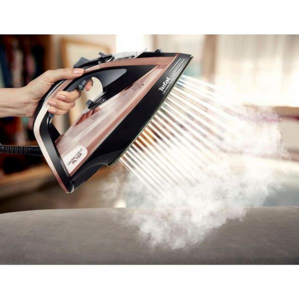 Tefal FV9845G0 Steam iron - Black & Rose Gold_steam