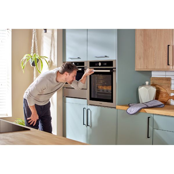 Picture of Hotpoint SI4854HIX Single Built-in Electric Oven in Stainless Steel - Discontinued