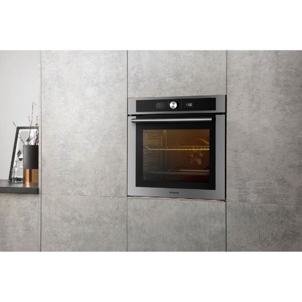 Picture of Hotpoint SI4854HIX Single Built-in Electric Oven in Stainless Steel - Discontinued