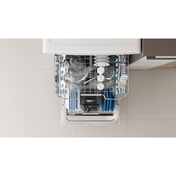 Picture of Indesit DFC2C24UK Full Size Dishwasher-Discontinued