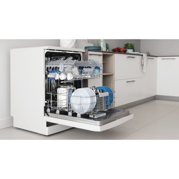 Picture of Indesit DFC2C24UK Full Size Dishwasher-Discontinued