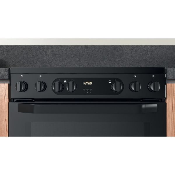 Picture of Hotpoint HDM67V9CMB 60cm Double Oven Electric Cooker with Ceramic Hob