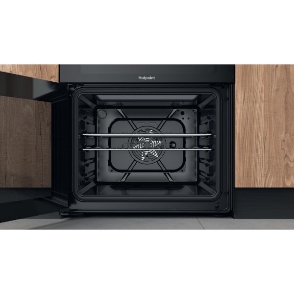 Picture of Hotpoint HDM67V9CMB 60cm Double Oven Electric Cooker with Ceramic Hob