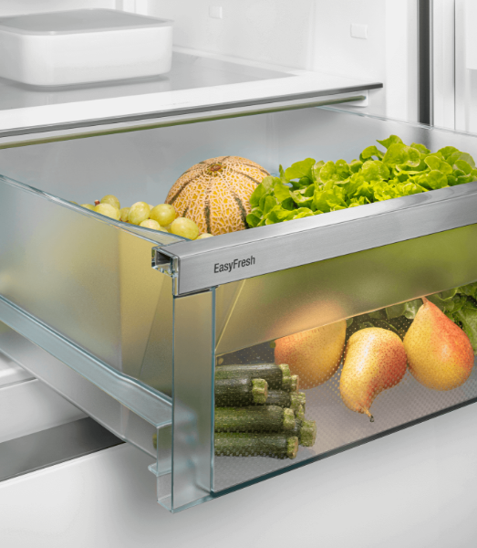 Picture of Liebherr CND5703 Pure NoFrost Combined Fridge Freezer with EasyFresh and NoFrost