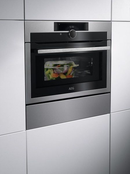 Picture of AEG KME968000M 7000 Combiquick Microwave Combination Oven with Clean Enamel Cleaning - Discontinued