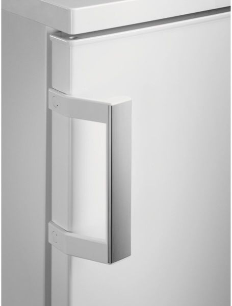 Picture of AEG RTB515E1AW 3000 Series 84.5 cm Freestanding Undercounter Refrigerator - Discontinued