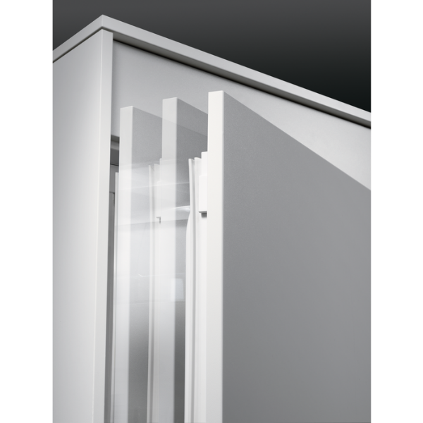 Picture of AEG SKS818E9ZC LongFresh Integrated Full Size Fridge