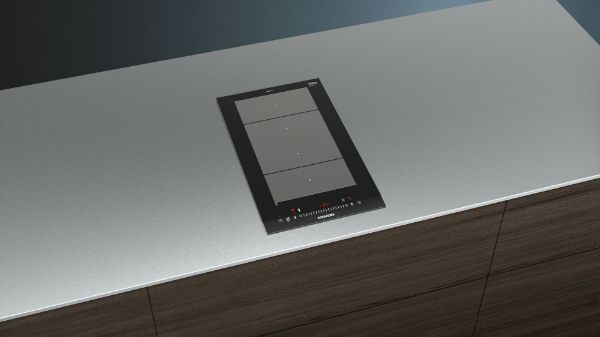 Picture of Siemens EX375FXB1E iQ700 30cm Flex induction Cooktop in Black Glass - Discontinued