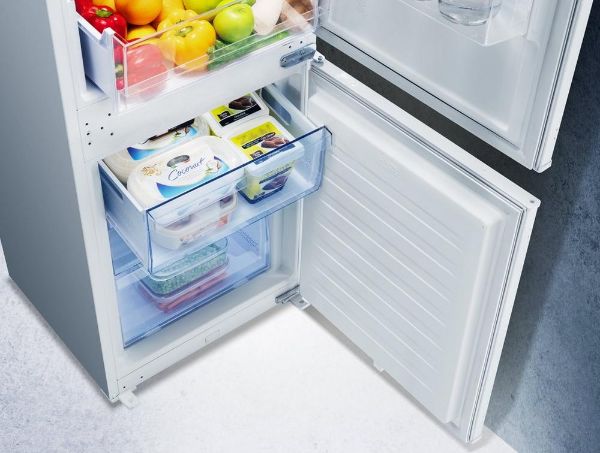 Picture of Hisense RIB312F4AWF 54cm Integrated Frost Free Fridge Freezer in White-Discontinued