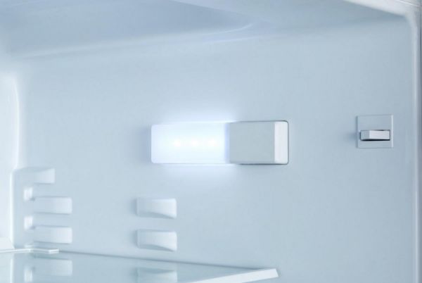 Picture of Hisense RUL178D4AW1 59.5cm Integrated Undercounter Fridge in White