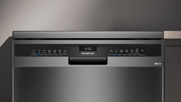 Siemens SN23EC03ME 60cm Freestanding Dishwasher in Black Inox_controls