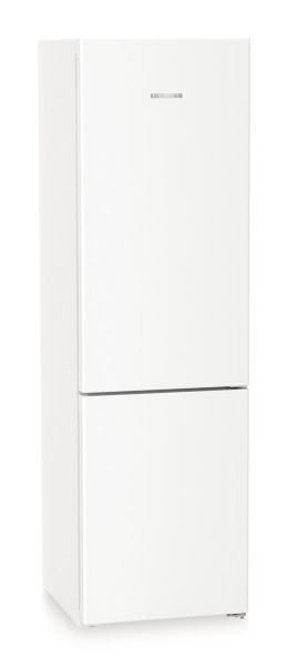 Liebherr CBNc5723 Plus BioFresh NoFrost Fridge Freezer_angled