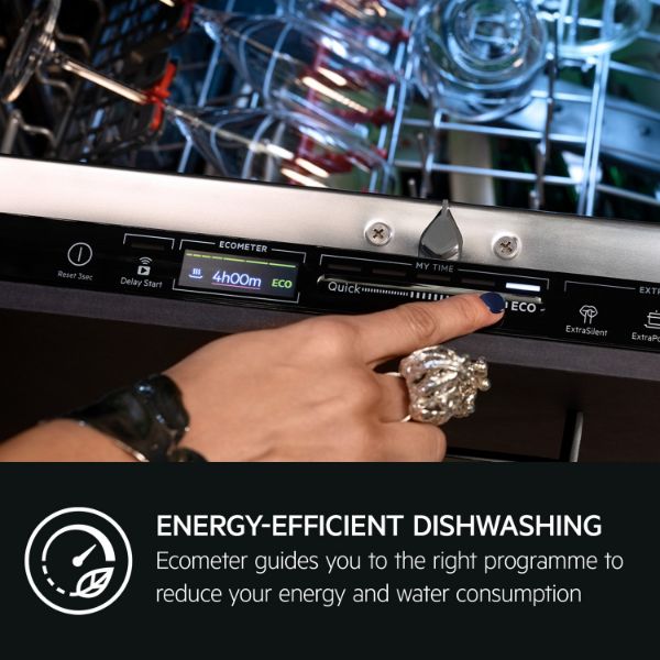 AEG FSE74747P Full Size Integrated Dishwasher with 15 Place Settings_energy efficient