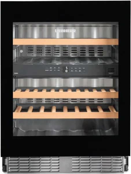 Liebherr UWTgb1682 Built-under Multi-temperature Wine Fridge - Display Model_closed door