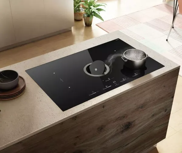 Elica NT-SWH-GLOW-DO NikolaTesla SWITCH GLOW 83cm Induction Hob in Black - Duct Out_in use