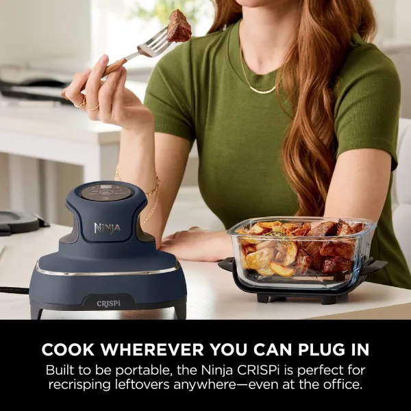 Ninja FN101UKGY CRISPi 4-in-1 Portable Air Fryer - Cyberspace Blue_plug