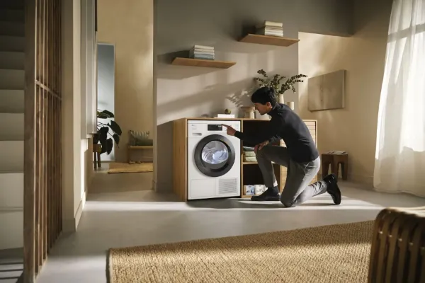 Miele TED645 WP 9kg Heat Pump Ecospeed WiFi Enabled Tumble Dryer_operating