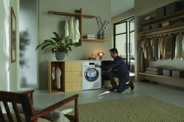 Miele TEL785 WP 9kg Freestanding Heat Pump Tumble Dryer with EcoSpeed and Steam_in use