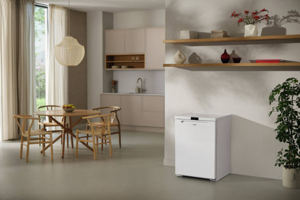 Miele F 4001 D Freestanding Freezer with ComfortFrost, SuperFreeze and VarioRoom_room view