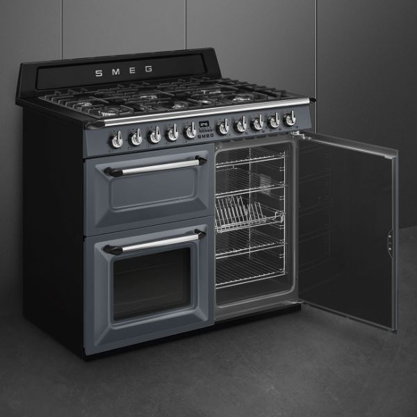 Smeg TR103GR 100cm Victoria Dual Fuel Range Cooker Slate Grey interior