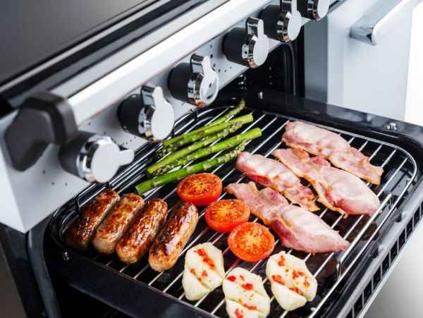 Rangemaster 15251 Estel Deluxe 110 Dual Fuel Range Cooker in Bordeaux with Chrome Trim - ESDLB110DFPBOR/CM1_grill