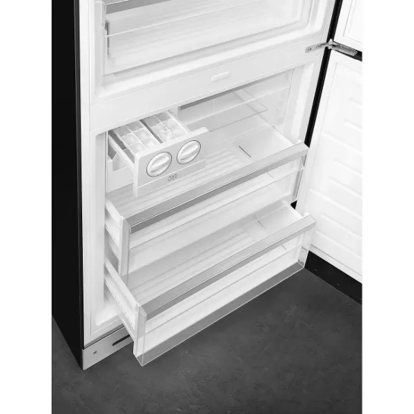 Smeg FAB38RBL6 70cm 50s Style Fridge Freezer Right Hand Hinge In Black_bottom
