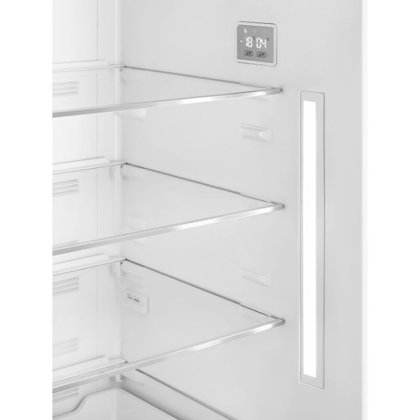 Smeg FAB38RPB6 70cm 50s Style Fridge Freezer Right Hand Hinge In Pastel Blue_close