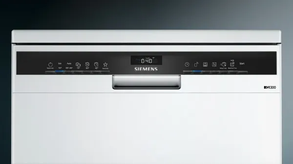 Siemens SN23EW03ME iQ300 Freestanding Dishwasher with 14 Place Settings in White _control panel