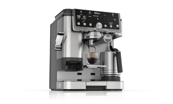 Ninja ES701UK Luxe Café Pro Series Espresso Machine - Black/Stainless Steel_angled view