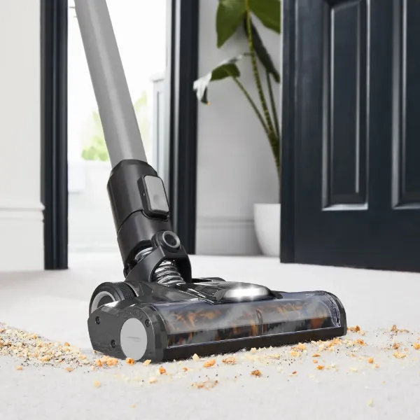 VAX CLSV-B4CS Blade 4 Classic Cordless Vacuum Cleaner - Graphite & Silver_floor