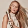 SILK'N SIS1PUK001 SilkyStraight Hair Straightener - Gold_in use 2