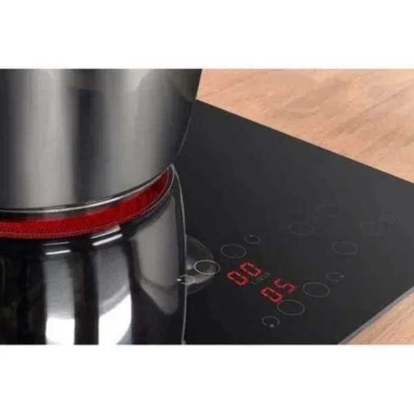 Indesit RI 161 C Electric Hob - Black controls 2
