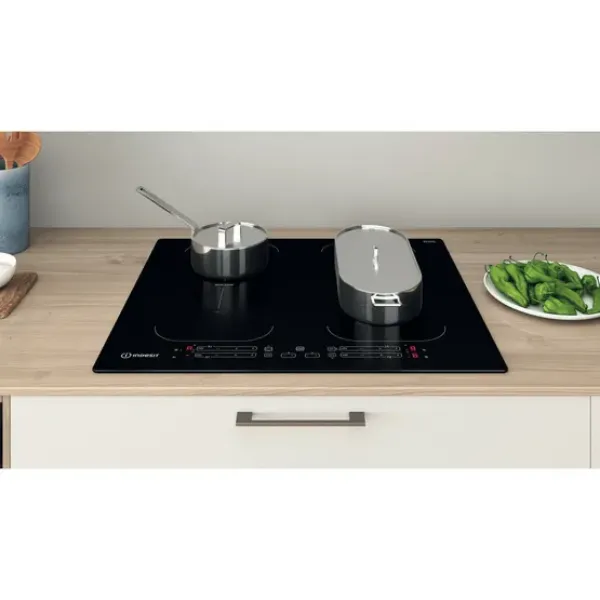 Indesit IB 88B60 NE Induction glass-ceramic hob Black demo 3