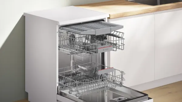 Bosch SMS4EMW06G Freestanding Dishwasher In White