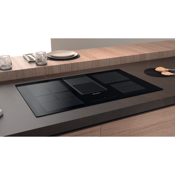 Hotpoint PVH 92 B K/F KIT induction glass-ceramic venting cooktop demo 3