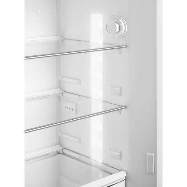 Smeg FAB30RSV6UK 60cm 50’s Style Fridge Freezer Right Hand Hinged In Silver