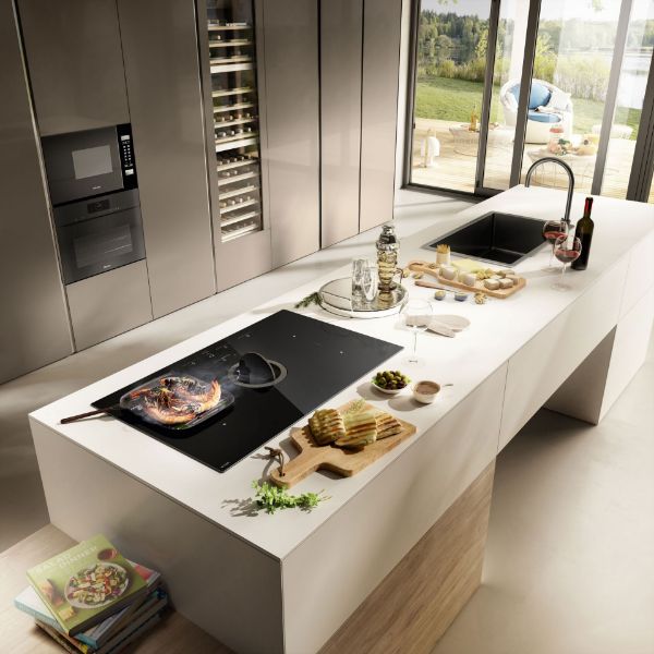 Elica NT-SW-GL-EVO-BL NikolaTesla SWITCH GLOW EVO 80cm Venting Hob in Black