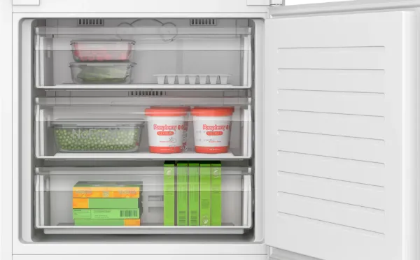 Bosch KBN96NSE1G Series 2 Integrated 70/30 Fridge Freezer 