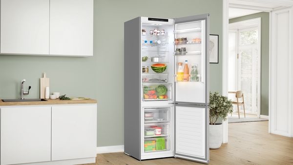 Bosch KGN392LBFG 60cm Freestanding Fridge Freezer in Inox-look