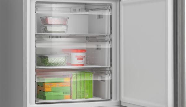 Bosch KGN492LDFG Freestanding Fridge Freezer In Inox-look