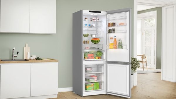 Bosch KGN492LDFG Freestanding Fridge Freezer In Inox-look
