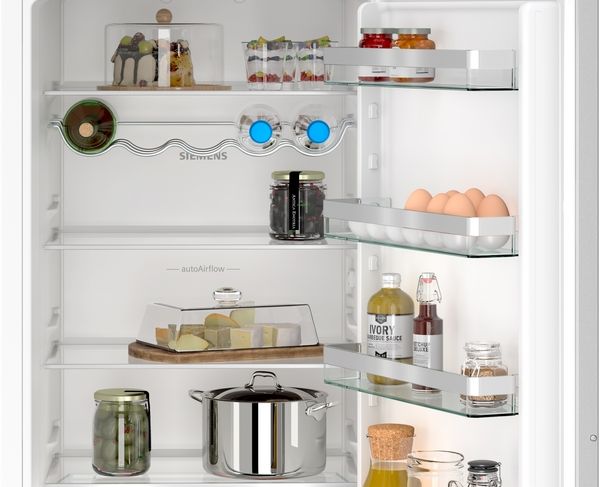 Siemens KI96NVFD0 Built in 70/30 Frost Free Fridge Freezer