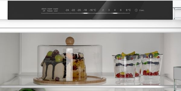 Siemens KI96NVFD0 Built in 70/30 Frost Free Fridge Freezer