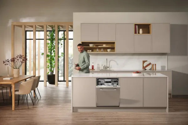 Miele G7380SCVi Front Fit Full Size Integrated Dishwasher