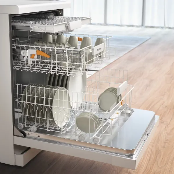 Miele G5611SC Full Size Freestanding Dishwasher