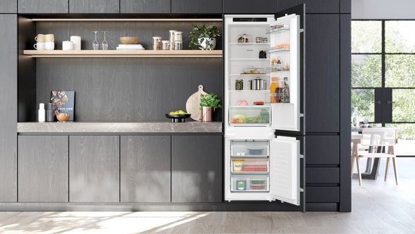 Siemens KI96NNSE0 Built In Fridge-Freezer