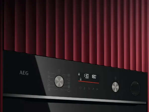 AEG GR6PB52FSB 59.6cm Built In Electric Single Oven - Gloss Black with Steel Trim