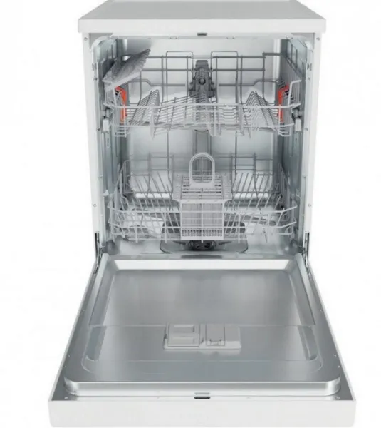 Hotpoint H2FHL626UK Freestanding Dishwasher with 14 Place Settings in White